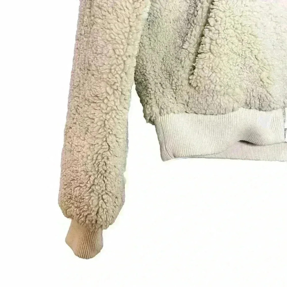 Lou & Grey Sherpa Jacket Size XS Cream Ivory Cropped Large Collar - Picture 3 of 6